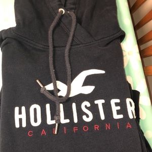 Hollister sweatshirt and sweatpants